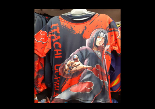 Imagen de playeras de itachi uchiha